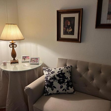 Apartamento Turistico R. Gonzalez Abreu Siviglia Esterno foto