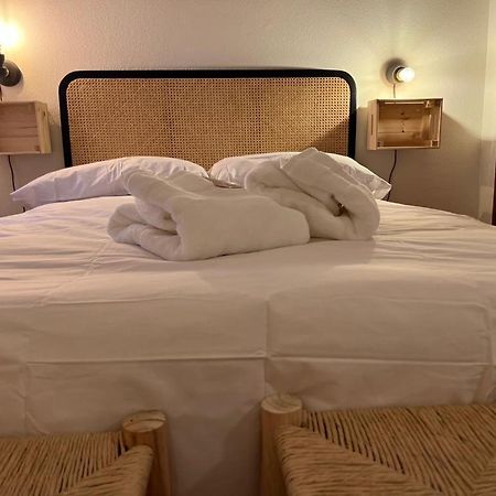 Apartamento Turistico R. Gonzalez Abreu Siviglia Esterno foto