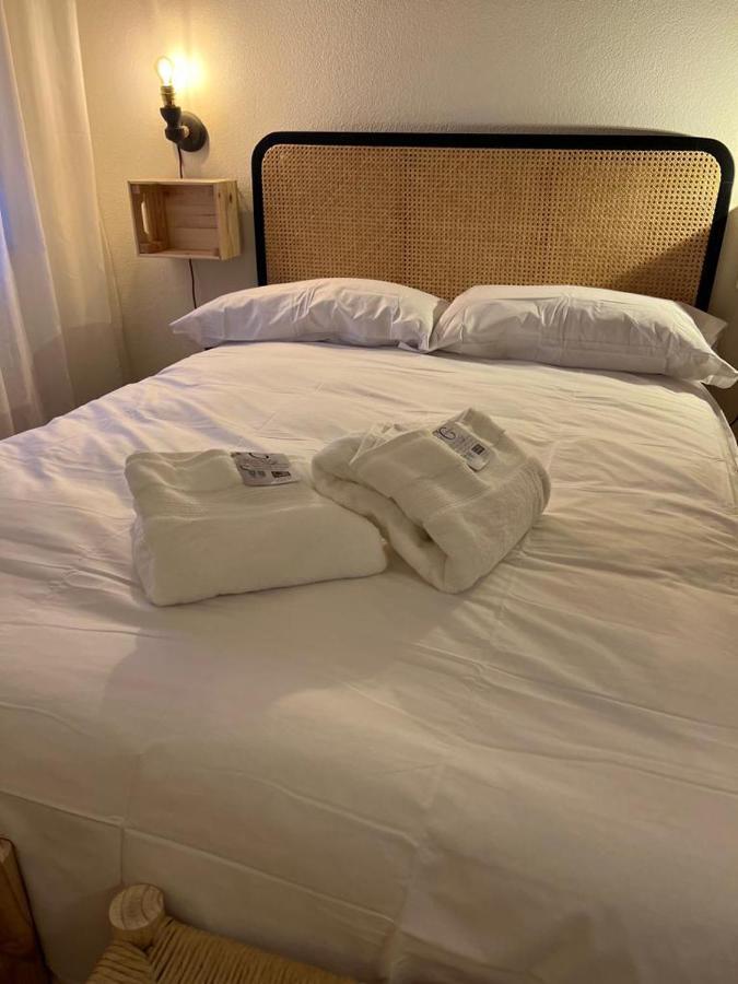 Apartamento Turistico R. Gonzalez Abreu Siviglia Esterno foto