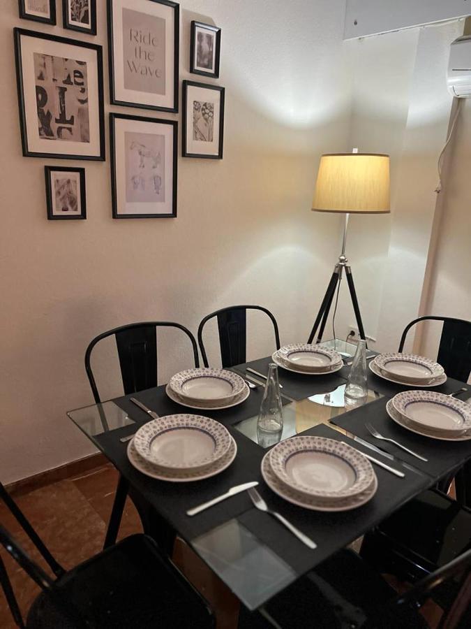 Apartamento Turistico R. Gonzalez Abreu Siviglia Esterno foto