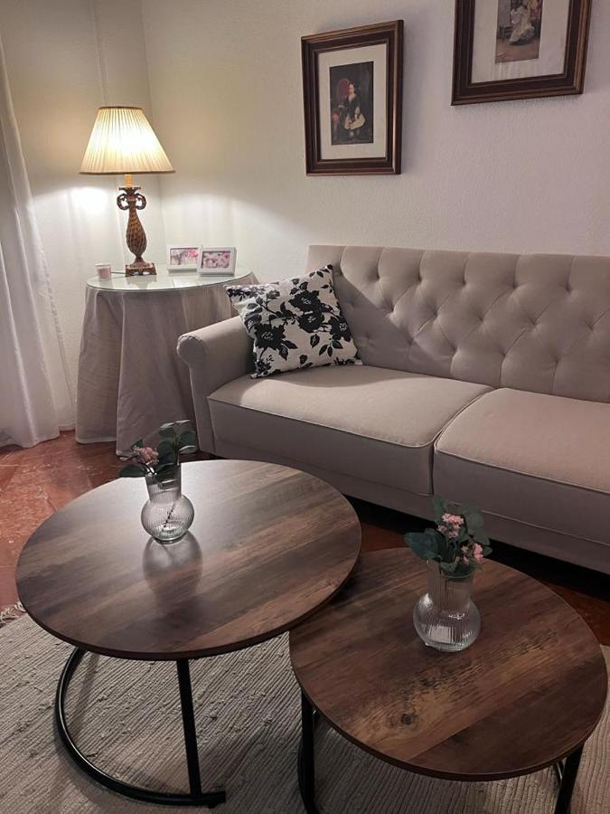 Apartamento Turistico R. Gonzalez Abreu Siviglia Esterno foto